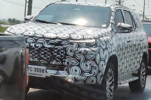 Toyota, Toyota Fortuner, Toyota Fortuner Terbaru Tertangkap Sedang Uji Jalan di Thailand