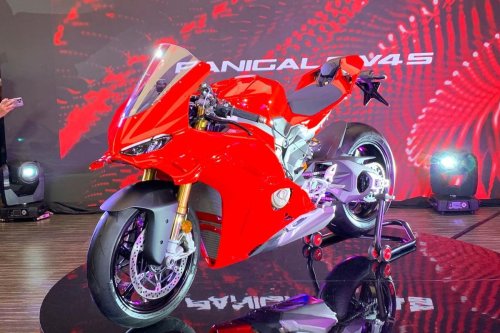 Biaya Full Tank Ducati Panigale V4S pakai Pertamax Turbo