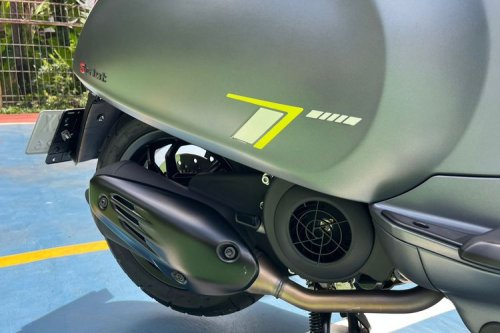 Harga Nyaris Rp 70 Juta, Begini Fitur Vespa Sprint Tech 2026