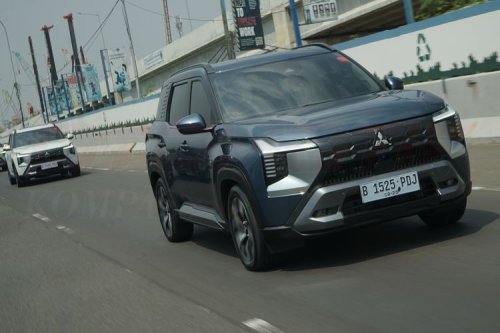 Mitsubishi, Mitsubishi Destinator, Toyota, Toyota Innova, Komparasi Mitsubishi Destinator dan Toyota Innova Reborn