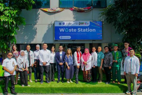 Toyota Bangun Waste Station di Balai Kota DKI Jakarta