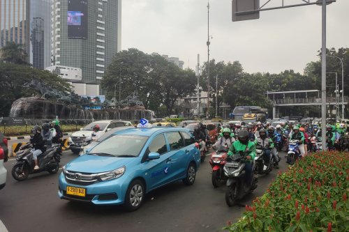 HUT ke-79 Bhayangkara, Merek China Turunkan Harga