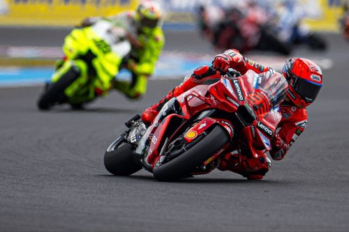 Marc Marquez, Marquez, MotoGP, Aprilia Jadi Pesaing Terkuat Marc Marquez di MotoGP Catalan