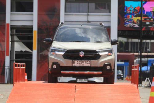 Suzuki Ertiga, Suzuki , Ertiga dan XL7 Hilang dari 10 Besar Mobil Terlaris, Ini Kata Suzuki