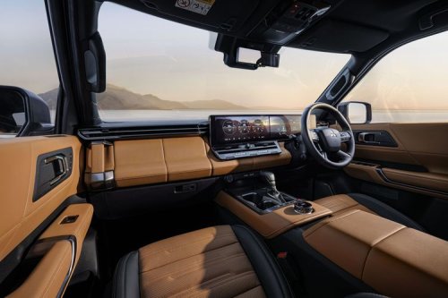 Komparasi Mitsubishi Pajero Gen 5 vs Pajero Gen 4, Apa Bedanya?