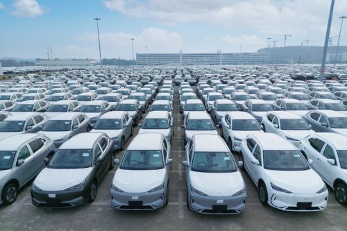 Geely, Kelebihan Produksi, Geely Stop Bangun Pabrik Baru