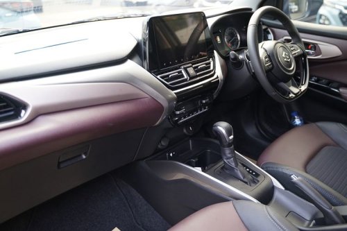 Suzuki , Suzuki Fronx, Update Harga Suzuki Fronx: Langsung Jadi Hybrid Terlaris