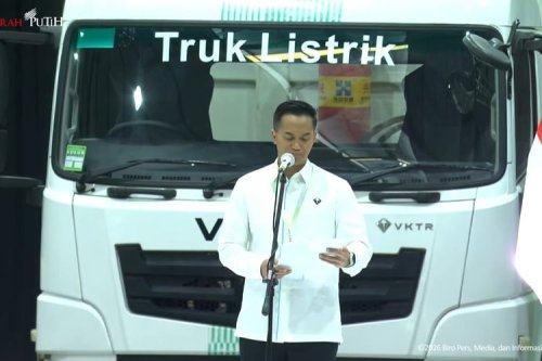 Bus dan Truk Listrik Bisa Pangkas Subsidi BBM Rp 84 Triliun