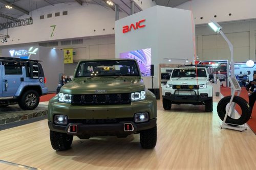 Jetour, Jetour T2 vs BAIC BJ40 Plus, Mana Lebih Unggul?