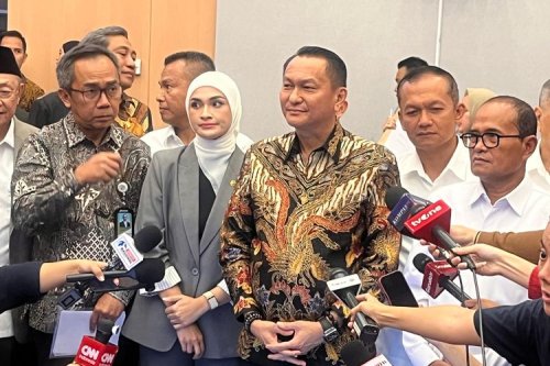 Pertamina Patra Niaga Minta Maaf soal Antrean BBM di SPBU