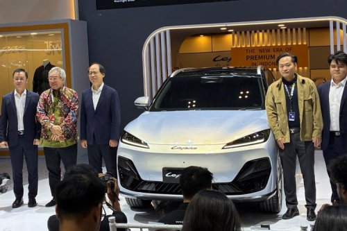 Lepas E4 Meluncur di GIIAS 2026, Harga Rp 339 Juta