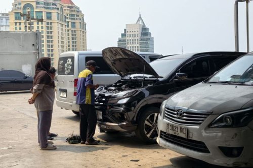 Sentra Otomotif Mal Atrium, Pernah Berjaya kini Hanya Coba Bertahan