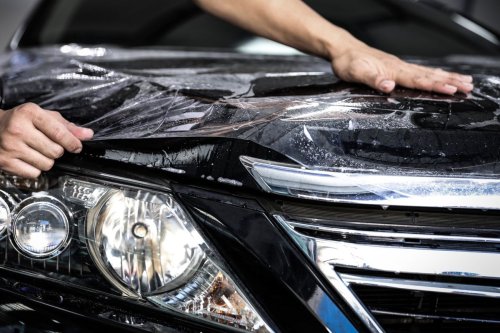 PPF atau Coating, Mana yang Lebih Ampuh Lindungi Cat Mobil?