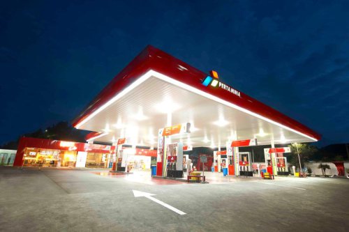 Toyota |  Toyota Alphard | Toyota Alphard | Pertalite untuk Mobil Mewah: Kenapa Toyota Alphard Dapat QR Code?