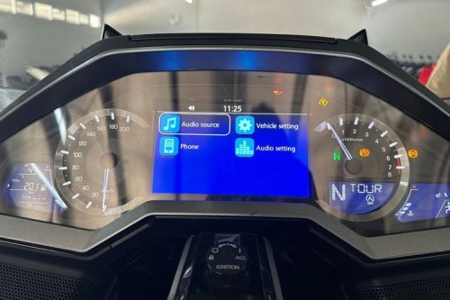 Honda, Bobot Hampir 400 Kg, Ini Rahasia Mudah Parkir Honda Gold Wing