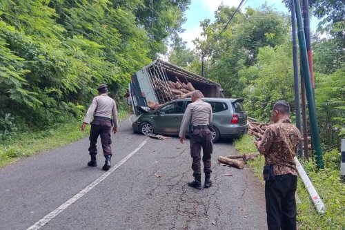 Banyak Truk Gagal Menanjak, Ini Penjelasan Produsen