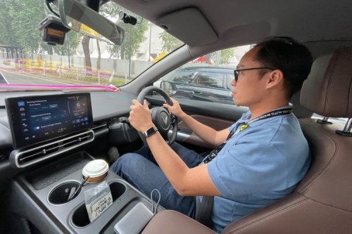 VinFast, VinFast VF 7, Impresi Perdana VinFast VF MPV 7 di GIIAS 2026, Pas Buat Keluarga