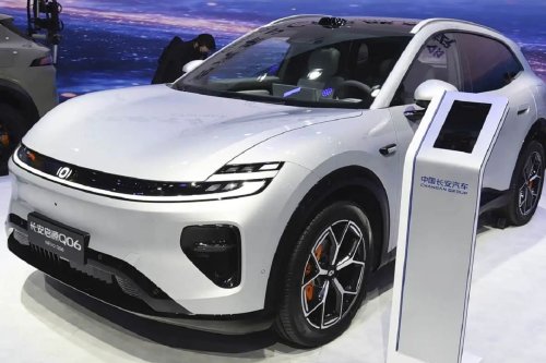 Changan Nevo Q06 Mulai Rp 300 Jutaan, Cas 9 Menit Terisi 80 Persen