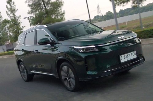 Interior DFSK E5 Plus: SUV PHEV dengan Captain Seat &amp; 13 Speaker
