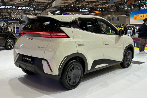 Daftar Mobil Listrik yang Masih Gratis Wall Charger September 2026