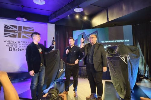 Triumph Luncurkan Scrambler 400 XC dan Tiger 900 Alpine di Indonesia