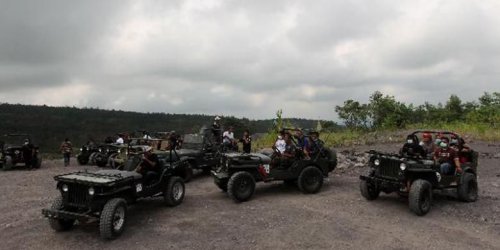 Kecelakaan di Bromo: Pemda Diminta Benahi Kelayakan Jip Wisata Tua