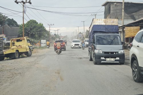 Kombinasi Jalan Rusak dan Muatan Penuh, Musuh Utama Kaki-Kaki Mobil