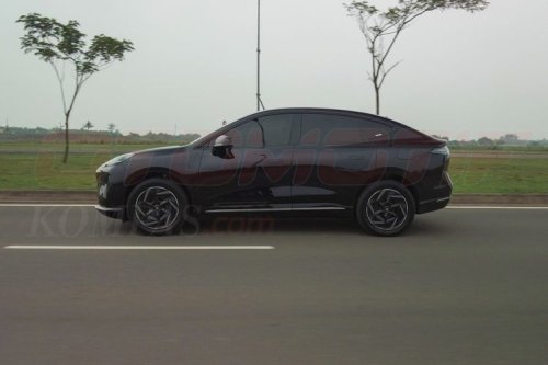 BYD, Perbandingan BYD Sealion 7 dan Hyptec HT Premium, SUV Listrik Terbaru