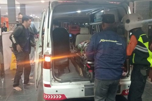 Bus Terguling di Tol Jombang-Mojokerto, Diduga Pecah Ban Belakang