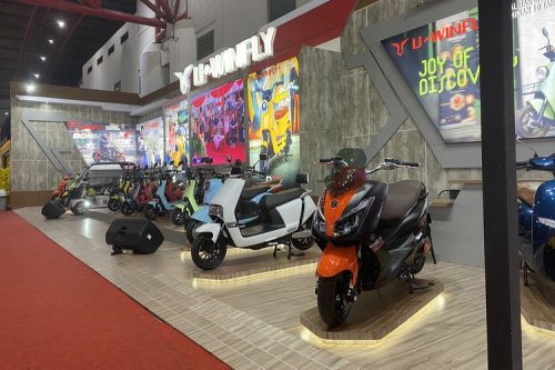 Ini Alasan Pengendara Beralih Pakai Motor Listrik Harian