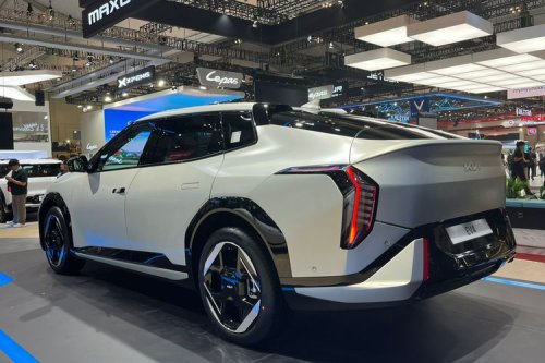 Kia, Kia EV4: Sedan Listrik Futuristik Debut di GIIAS 2025