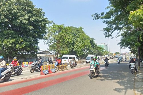 Jakarta Hadapi Kerusakan Jalan Akibat Cuaca Ekstrem