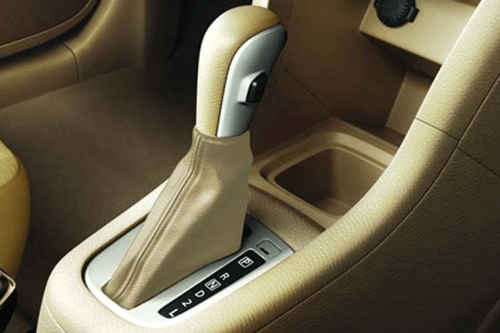 Urutan Cara Parkir Mobil Matik yang Benar, Ini Saran dari Ahli