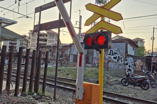 Belajar dari Insiden Alex Manninger Eks Kiper Arsenal Kecelakaan KA