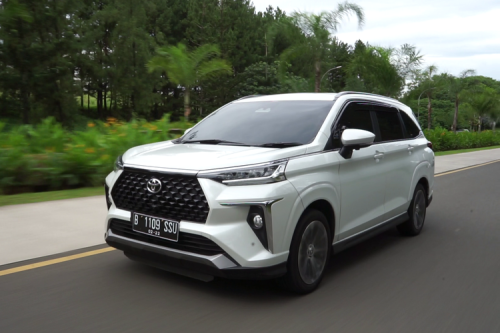 Toyota, Update Harga Toyota Veloz, MPV Fitur Canggih dan Kabin Lapang