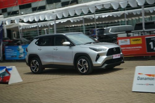 Toyota, Toyota Yaris, Toyota Yaris Cross, Toyota Yaris Cross G Hybrid EV: Lebih Murah, Masih Nyaman