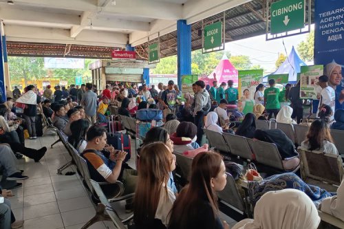 Lonjakan Arus Balik Terminal Kampung Rambutan Capai 80 Persen