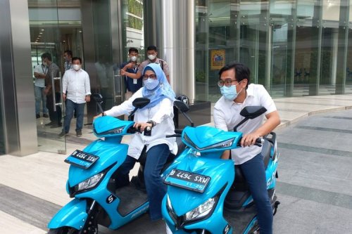 Pengalaman Pakai Motor Listrik: Antre Ngecas hingga Cari Baterai Swap