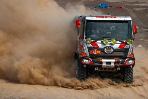 Enam Kendaraan Hino Siap Tampil di JMS 2025
