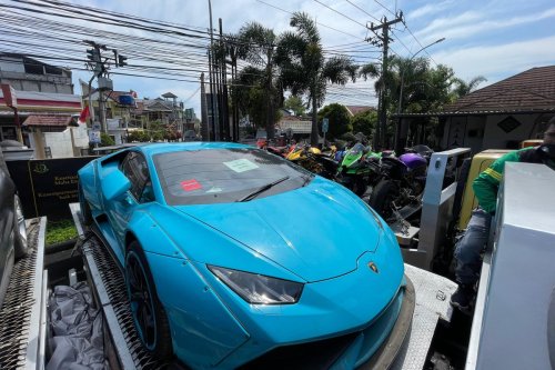 Lamborghini, Porsche, Mobil Mewah Doni Salmanan Dilelang, Lamborghini Hingga Porsche