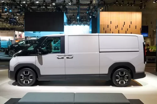 Kia, Kia PV7 Meluncur, Van Listrik dengan Ruang Kargo Besar
