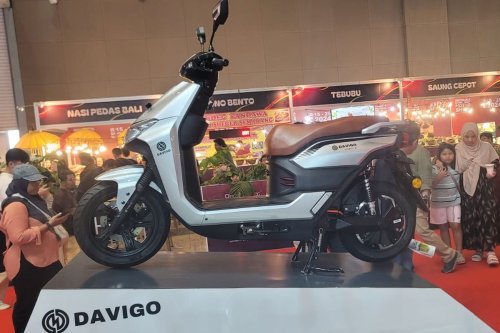 Motor Listrik Jadi Solusi di Tengah Ancaman Kenaikan Harga BBM