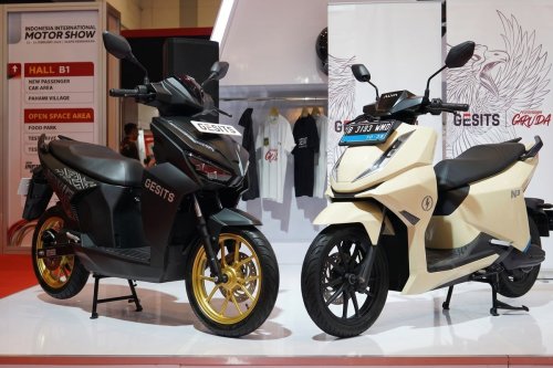 Daftar Motor Listrik di Indonesia dan Jenis Baterai yang Digunakan