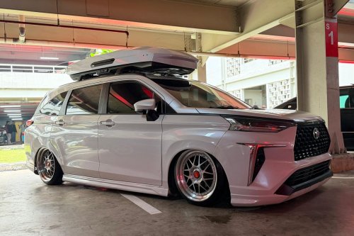 Modifikasi Toyota Veloz Ini Tampil Ceper Bergaya Stance