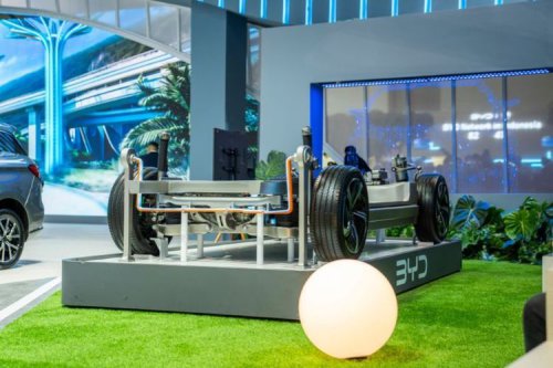 Taksi Listrik Bisa Mogok, Tapi EV Unggul di Banyak Aspek Keselamatan