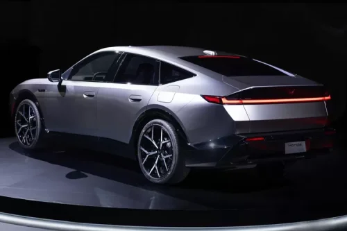 Honda, Honda Ubah Arah Bisnis, Mobil Hybrid Jadi Senjata Utama
