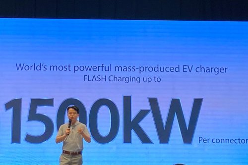 BYD, BYD Buka Peluang Hadirkan Flash Charging ke Indonesia