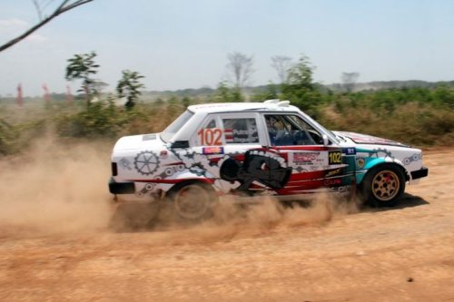 Pebalap Ini Sabet Juara Nasional R1 Kejurnas Sprint Rally 2025