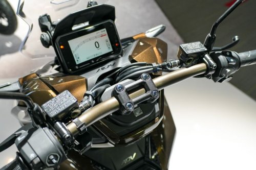 Honda, Lihat Detail Ubahan Honda ADV 160 Baru, Bodi Lebih Gagah