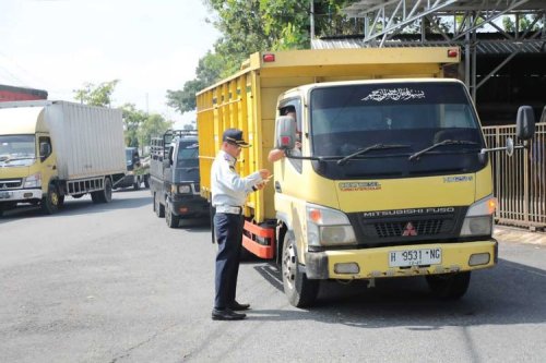 Ada Kecelakaan Truk di Tol Jagorawi, Arah Bogor Macet